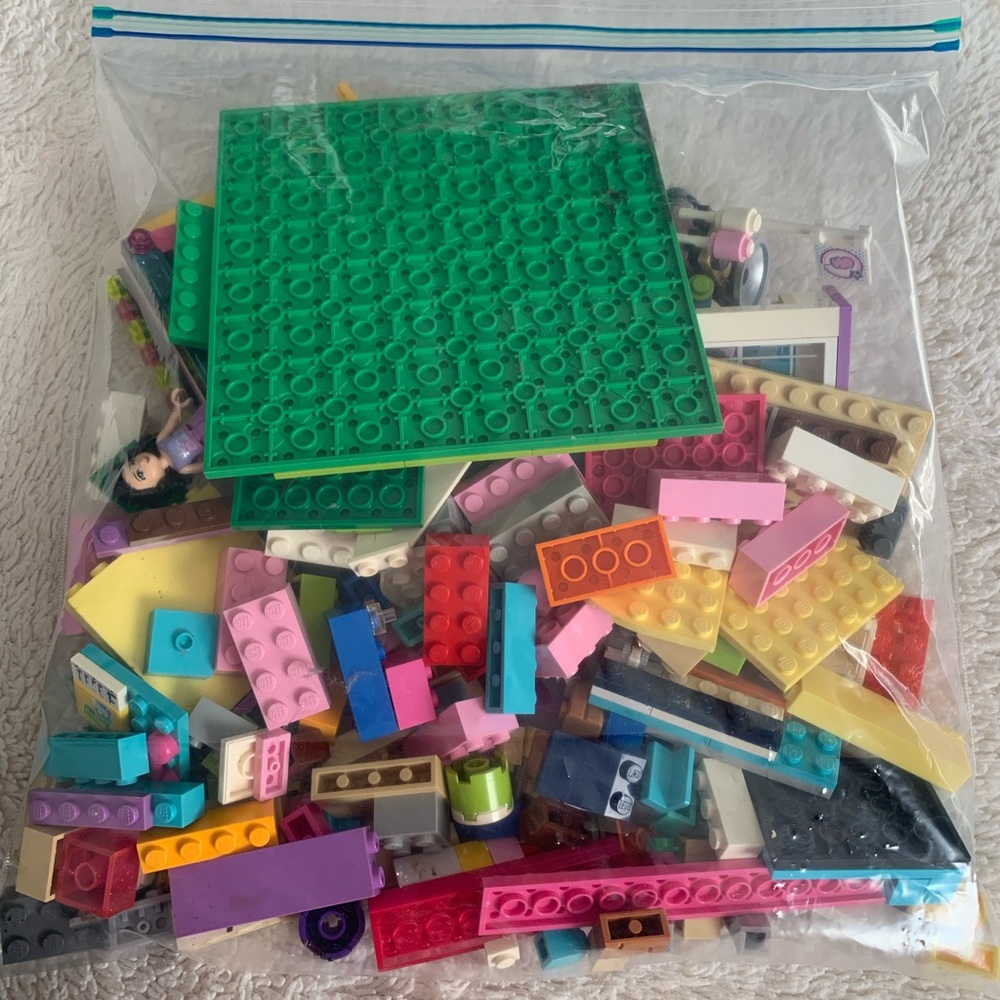 LEGO 1 1b. Bag Miscellaneous Pieces Lego Friends